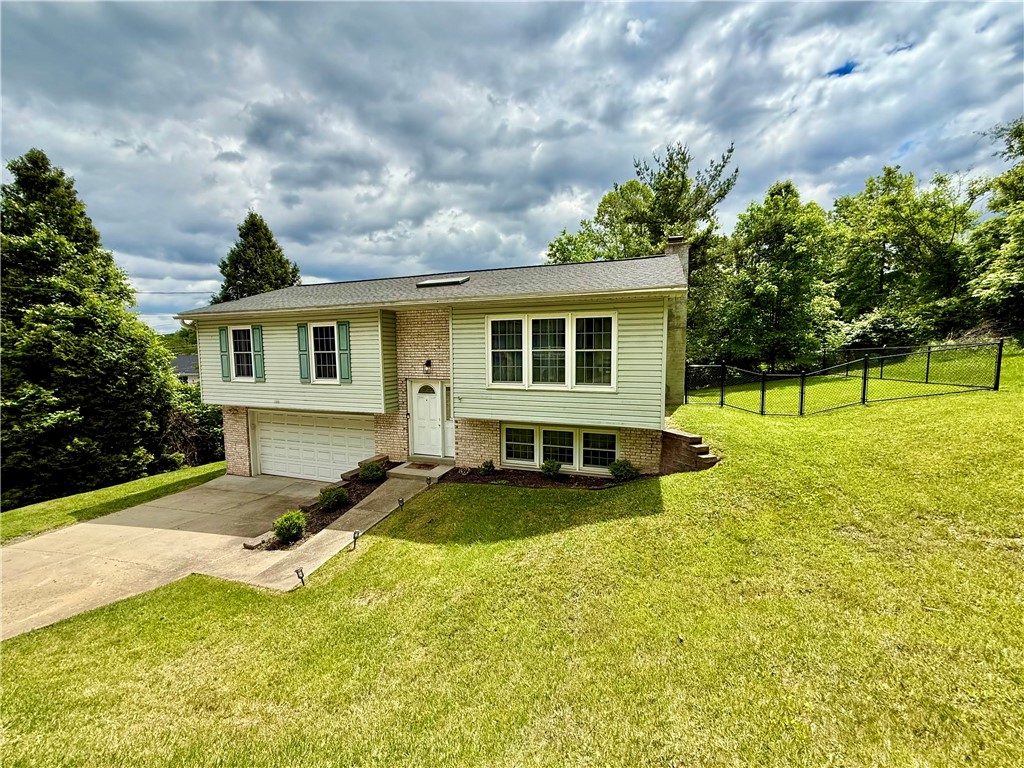 1386 Riddle Ave
