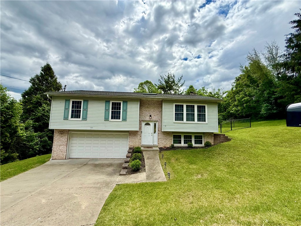 1386 Riddle Ave