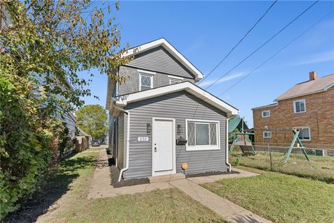 Photo of 233 E 19th Ave, Homestead, PA 15120 (MLS # 1726100)