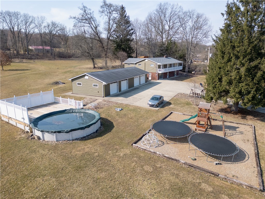 Scott Twp - Law, Pennsylvania 16101, United States, 5 Bedrooms Bedrooms, ,3 BathroomsBathrooms,Residential,Contingent,88479