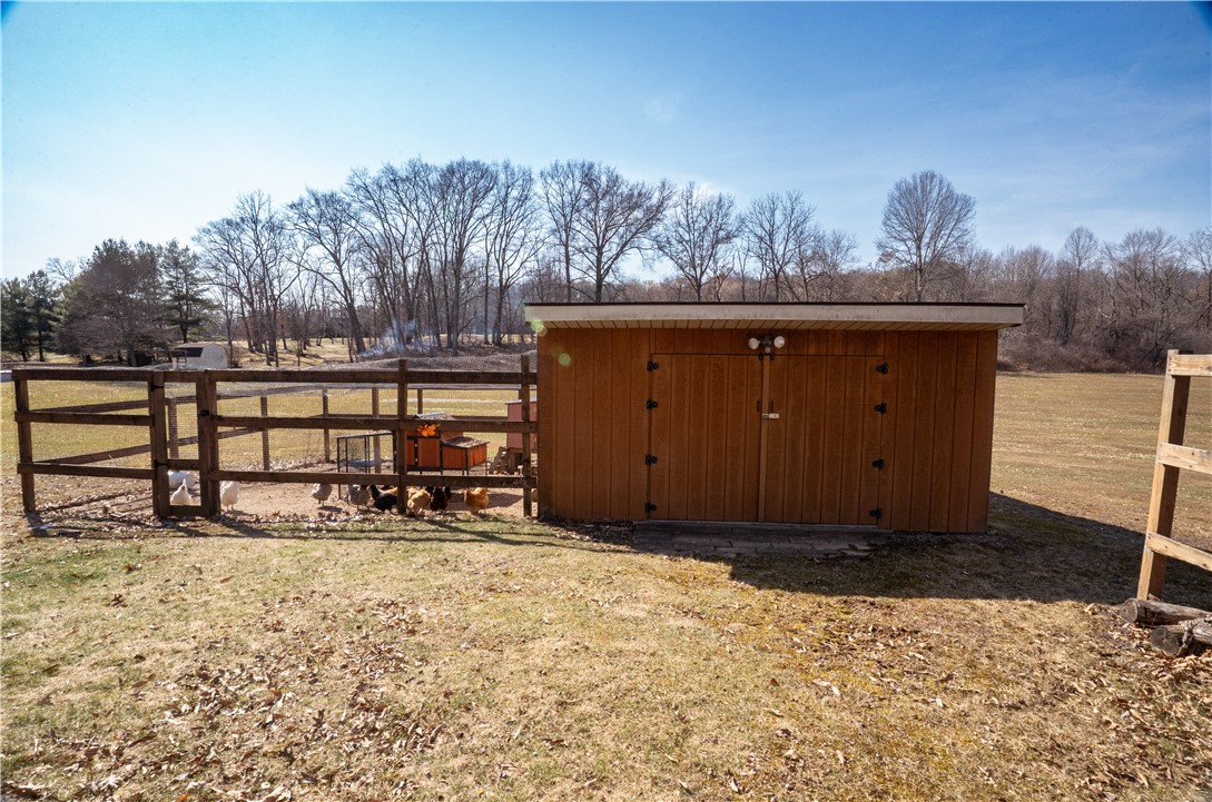 Scott Twp - Law, Pennsylvania 16101, United States, 5 Bedrooms Bedrooms, ,3 BathroomsBathrooms,Residential,Contingent,88479