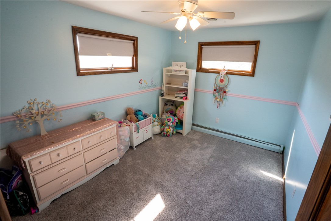 Scott Twp - Law, Pennsylvania 16101, United States, 5 Bedrooms Bedrooms, ,3 BathroomsBathrooms,Residential,Contingent,88479