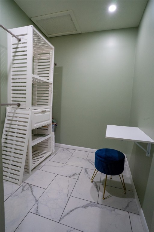 Scott Twp - Law, Pennsylvania 16101, United States, 5 Bedrooms Bedrooms, ,3 BathroomsBathrooms,Residential,Contingent,88479