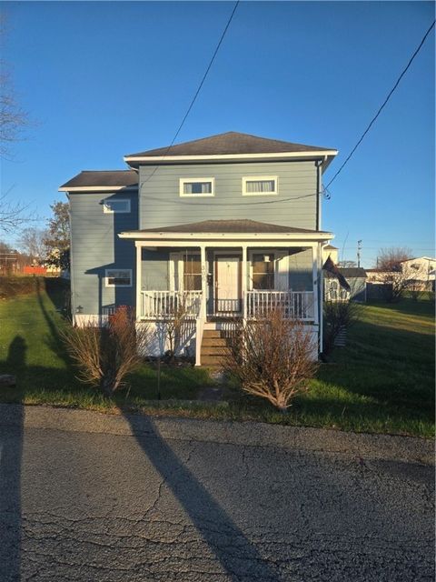 Photo of 306 N Second St, Masontown, PA 15461 (MLS # 1731551)