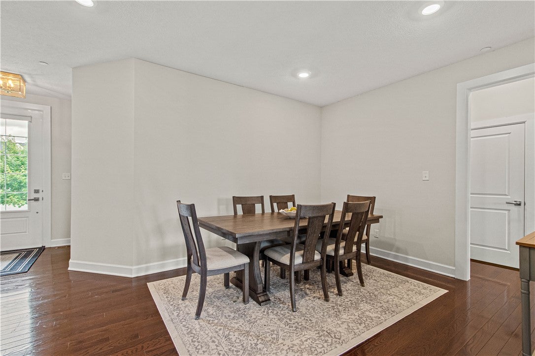 4305 Spruce Rd.