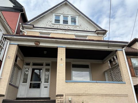 Photo of 374 Kenney Ave, Pitcairn, PA 15140 (MLS # 1731718)