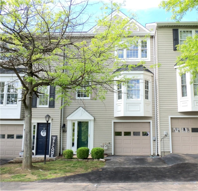 457 Cherryhill Drive Dr, Cecil, Pennsylvania image 1