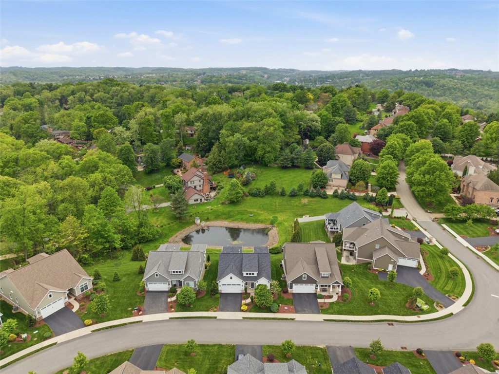 214 Maid Marion Ln