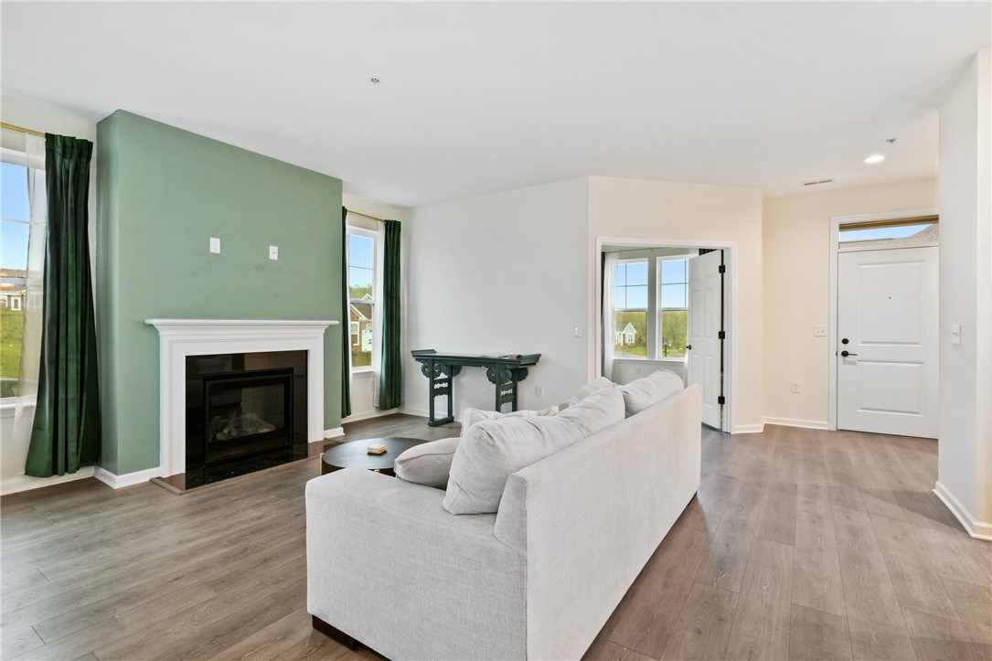 151 Village Ln