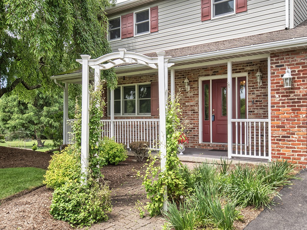 387 Fanker Rd