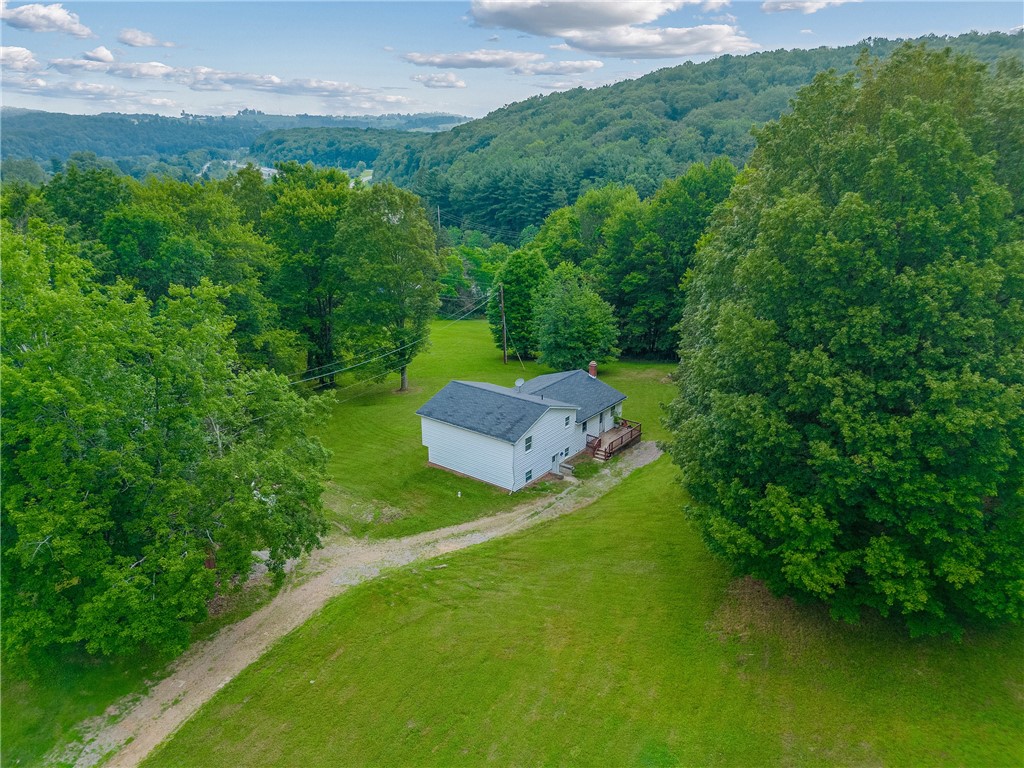 South Fork, Pennsylvania 15956, United States, 3 Bedrooms Bedrooms, ,2 BathroomsBathrooms,Residential,Active,169613