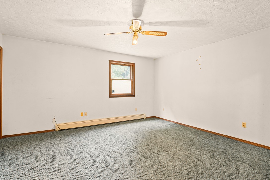 South Fork, Pennsylvania 15956, United States, 3 Bedrooms Bedrooms, ,2 BathroomsBathrooms,Residential,Active,169613