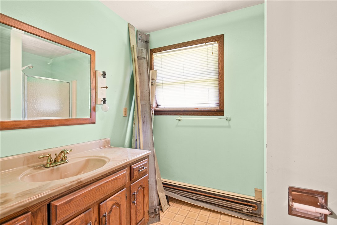 South Fork, Pennsylvania 15956, United States, 3 Bedrooms Bedrooms, ,2 BathroomsBathrooms,Residential,Active,169613