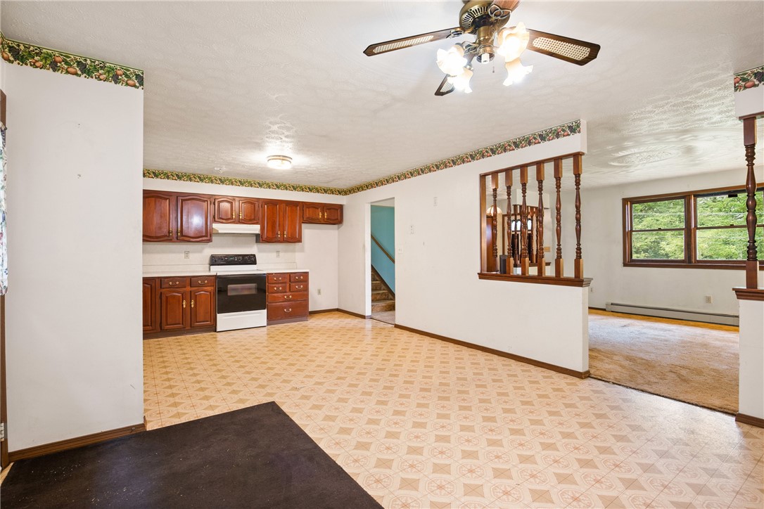 South Fork, Pennsylvania 15956, United States, 3 Bedrooms Bedrooms, ,2 BathroomsBathrooms,Residential,Active,169613