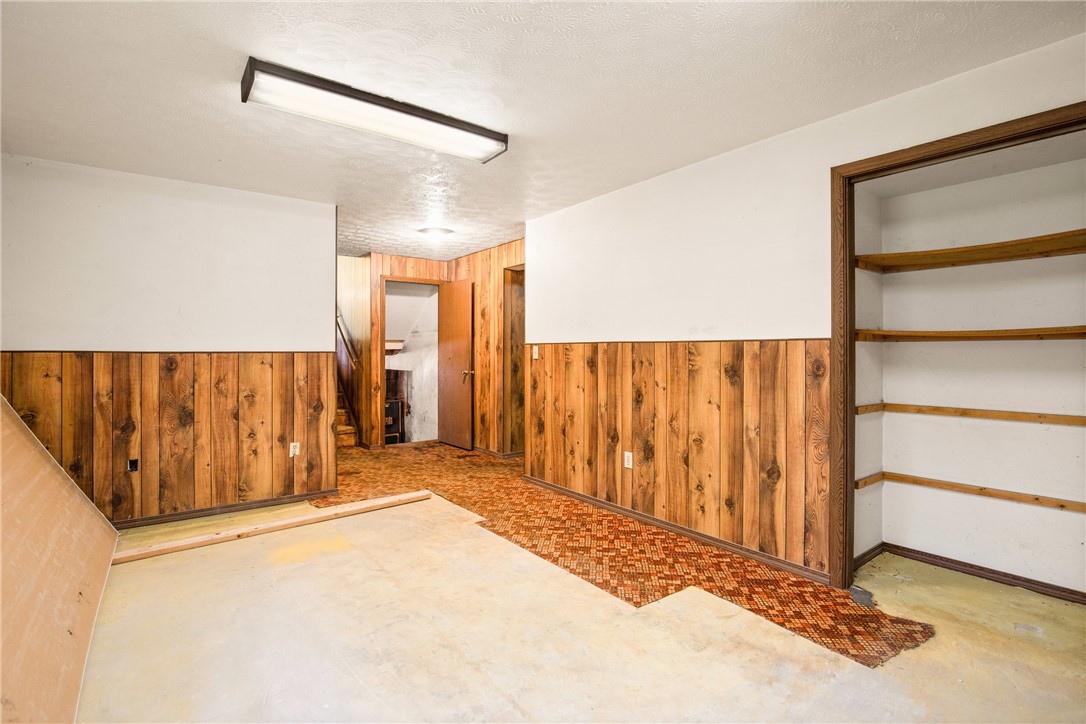 South Fork, Pennsylvania 15956, United States, 3 Bedrooms Bedrooms, ,2 BathroomsBathrooms,Residential,Active,169613