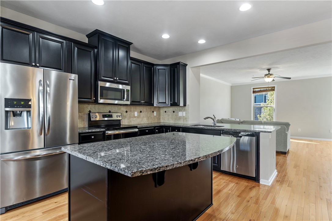 410 Fairmont Dr