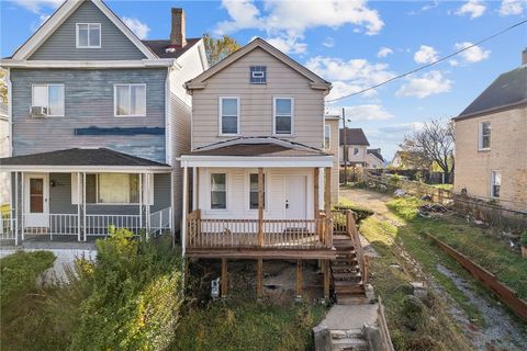 833 Estella Ave Beltzhoover PA 15210