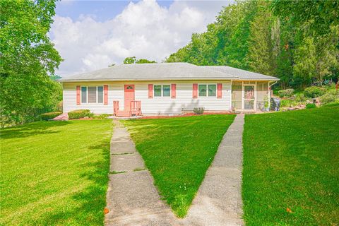 Photo of 3886 Darlington Rd, Darlington, PA 16115 (MLS # 1763104)