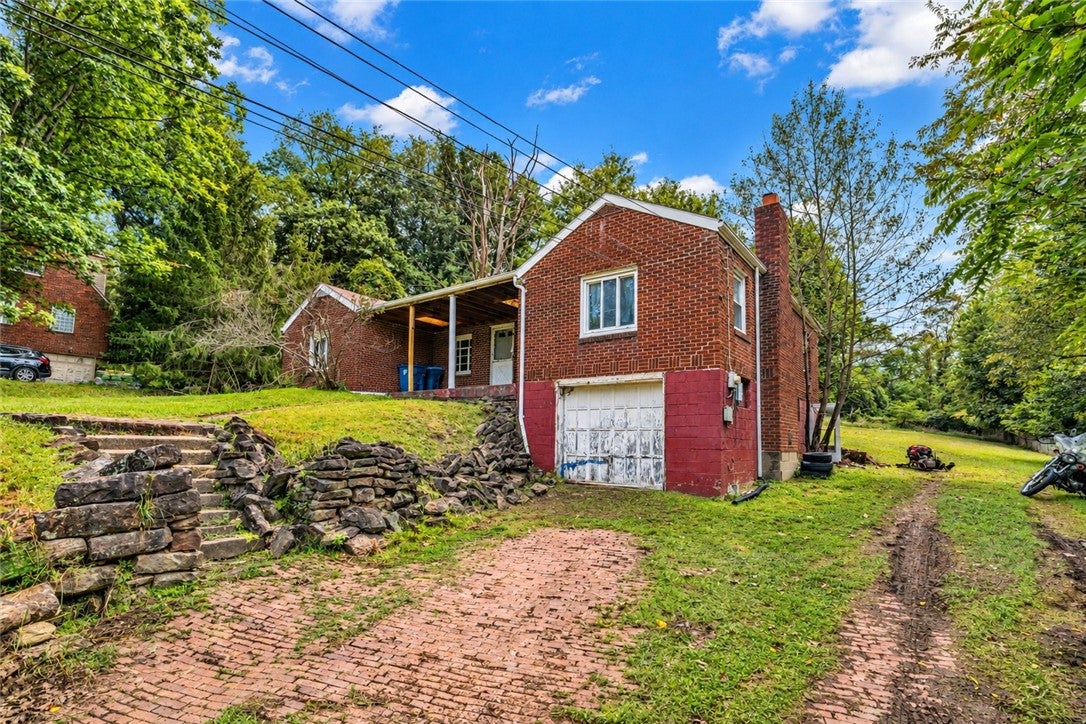 309 Duff Road
