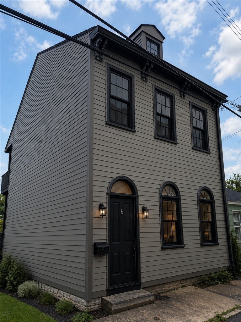 863 Vista St