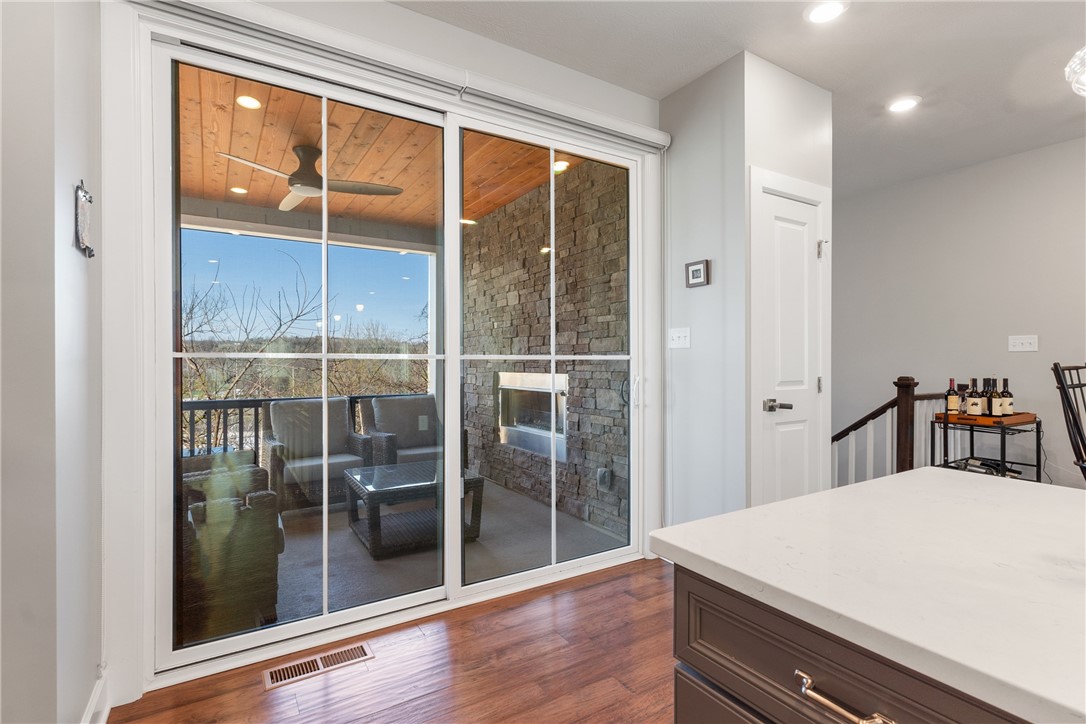 Upper St. Clair, Pennsylvania 15241, United States, 3 Bedrooms Bedrooms, ,3 BathroomsBathrooms,Residential,Pending,107542