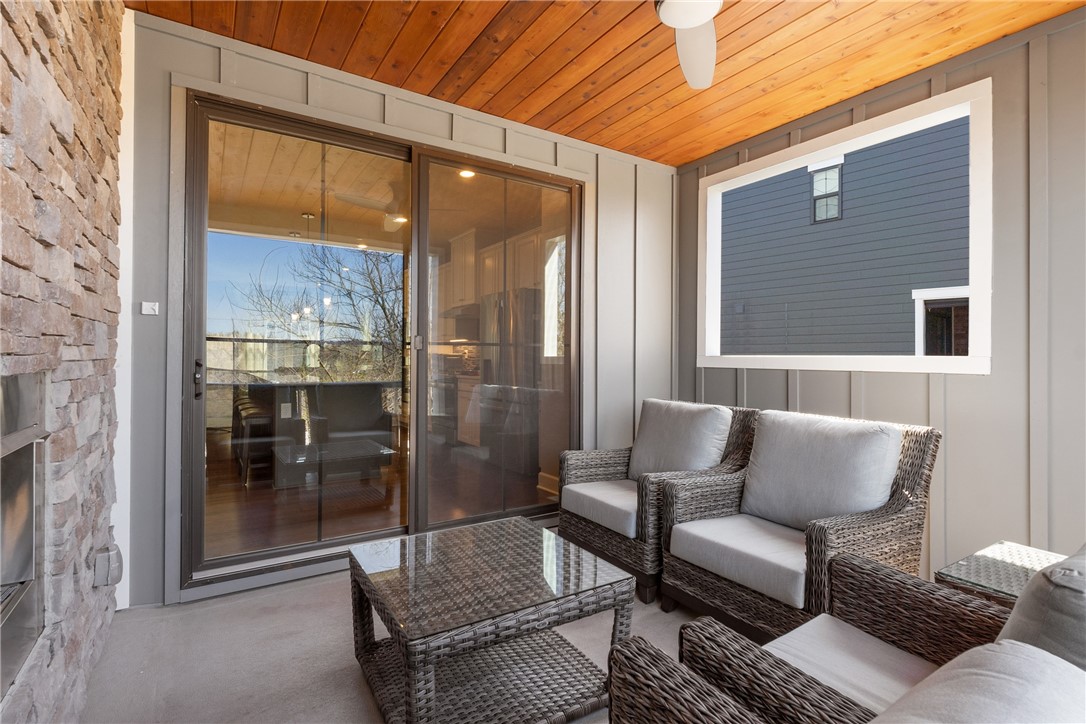 Upper St. Clair, Pennsylvania 15241, United States, 3 Bedrooms Bedrooms, ,3 BathroomsBathrooms,Residential,Pending,107542