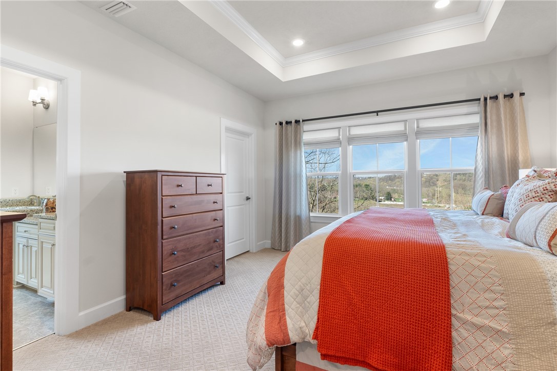 Upper St. Clair, Pennsylvania 15241, United States, 3 Bedrooms Bedrooms, ,3 BathroomsBathrooms,Residential,Pending,107542