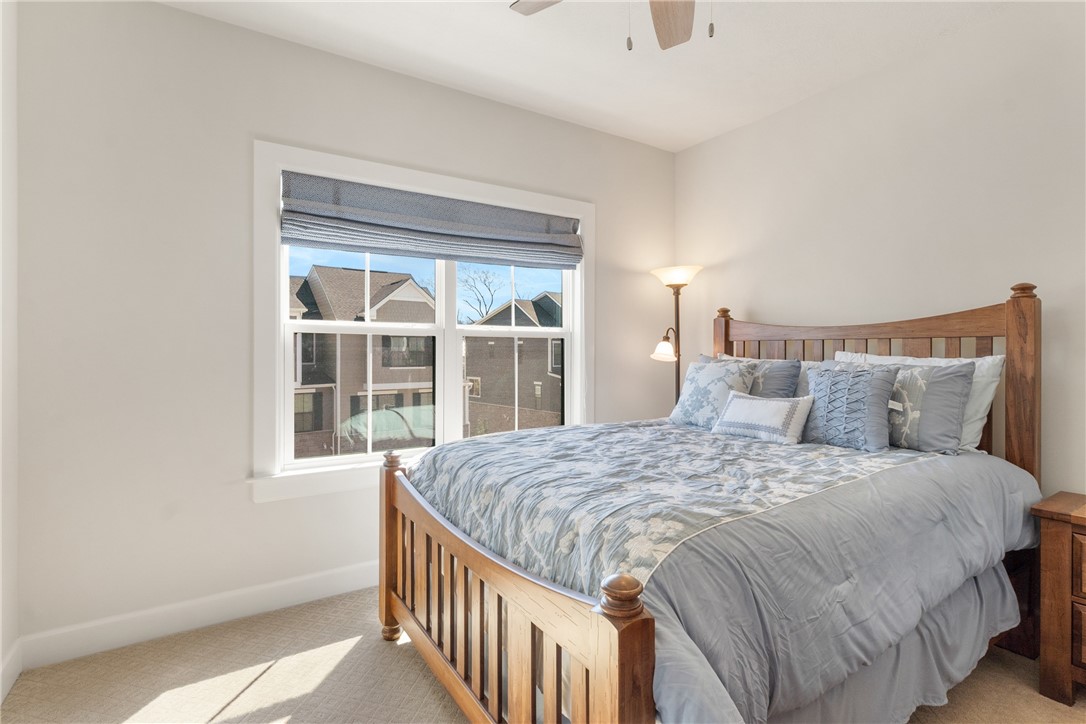 Upper St. Clair, Pennsylvania 15241, United States, 3 Bedrooms Bedrooms, ,3 BathroomsBathrooms,Residential,Pending,107542