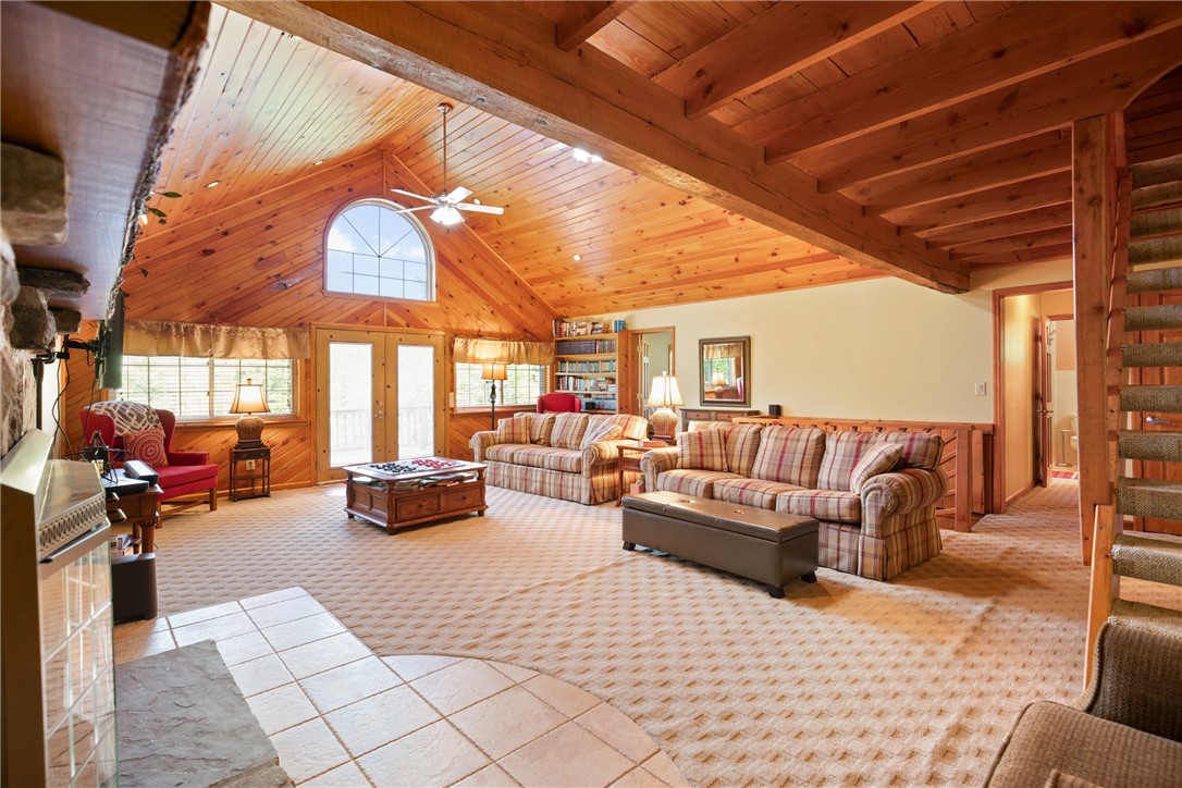 Allegheny Twp, Pennsylvania 15538, United States, 6 Bedrooms Bedrooms, ,3 BathroomsBathrooms,Residential,Active,180562