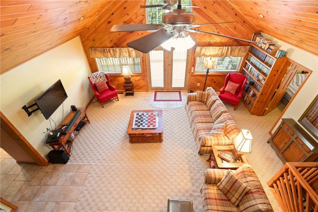 Allegheny Twp, Pennsylvania 15538, United States, 6 Bedrooms Bedrooms, ,3 BathroomsBathrooms,Residential,Active,180562