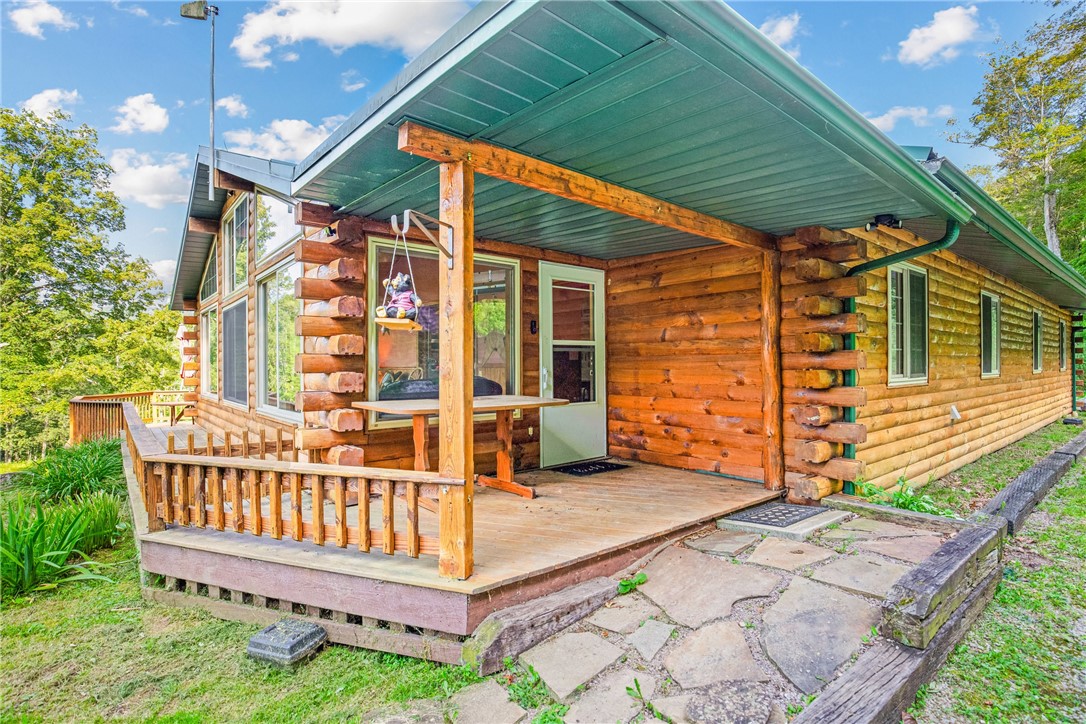 Allegheny Twp, Pennsylvania 15538, United States, 6 Bedrooms Bedrooms, ,3 BathroomsBathrooms,Residential,Active,180562