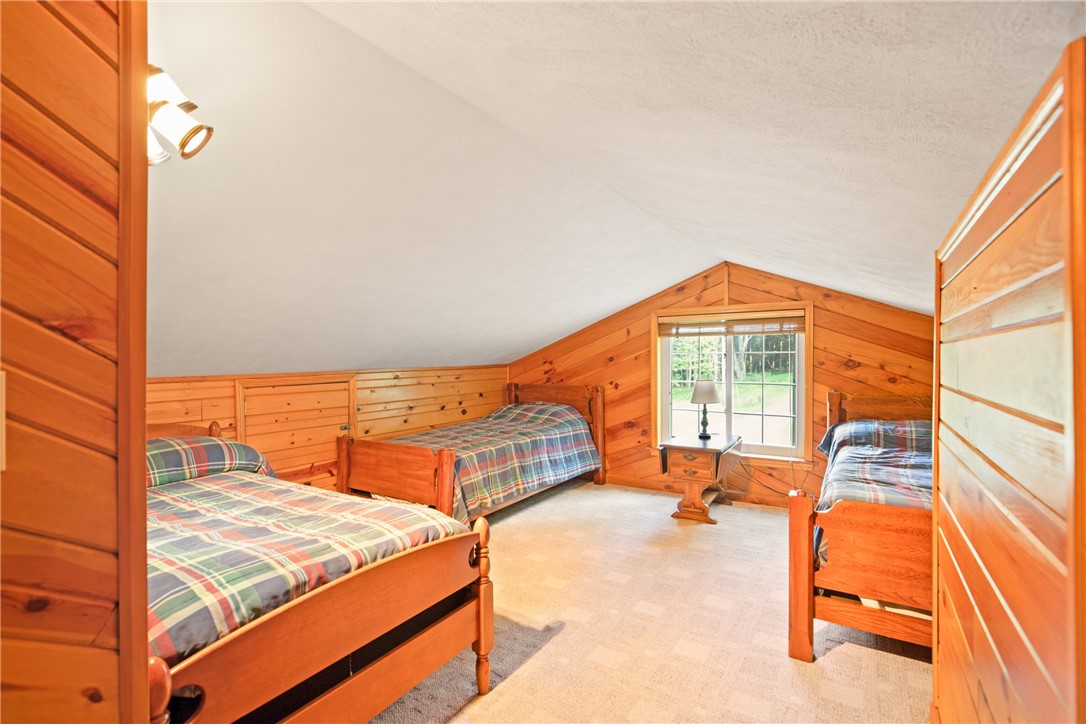 Allegheny Twp, Pennsylvania 15538, United States, 6 Bedrooms Bedrooms, ,3 BathroomsBathrooms,Residential,Active,180562