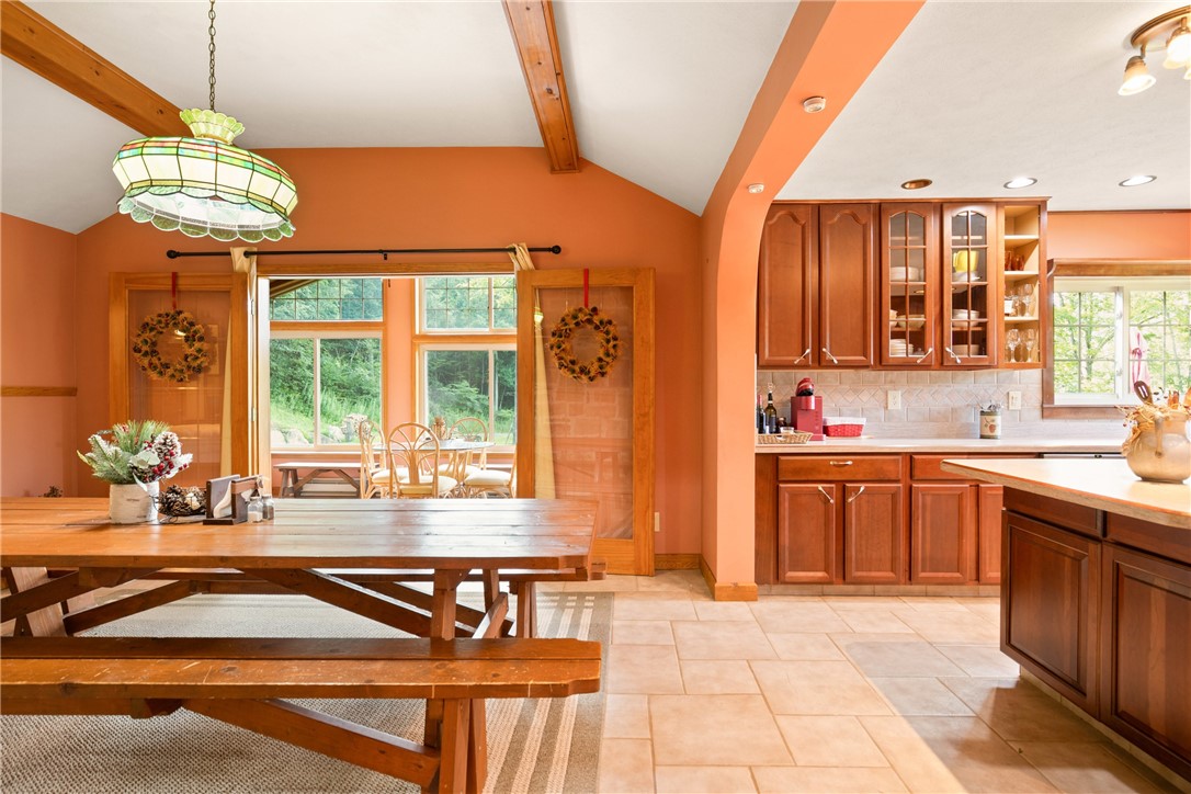 Allegheny Twp, Pennsylvania 15538, United States, 6 Bedrooms Bedrooms, ,3 BathroomsBathrooms,Residential,Active,180562