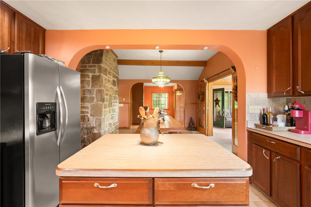 Allegheny Twp, Pennsylvania 15538, United States, 6 Bedrooms Bedrooms, ,3 BathroomsBathrooms,Residential,Active,180562