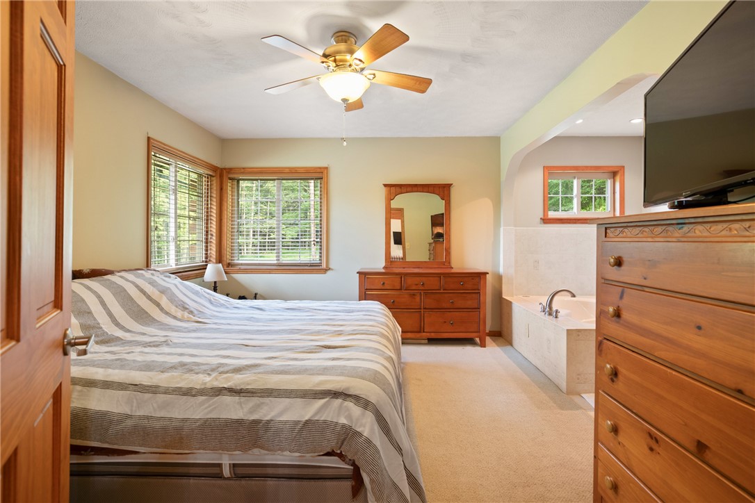 Allegheny Twp, Pennsylvania 15538, United States, 6 Bedrooms Bedrooms, ,3 BathroomsBathrooms,Residential,Active,180562