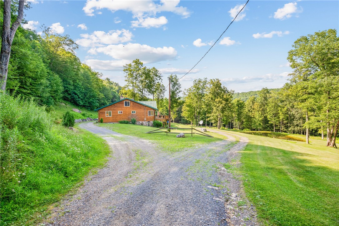 Allegheny Twp, Pennsylvania 15538, United States, 6 Bedrooms Bedrooms, ,3 BathroomsBathrooms,Residential,Active,180562