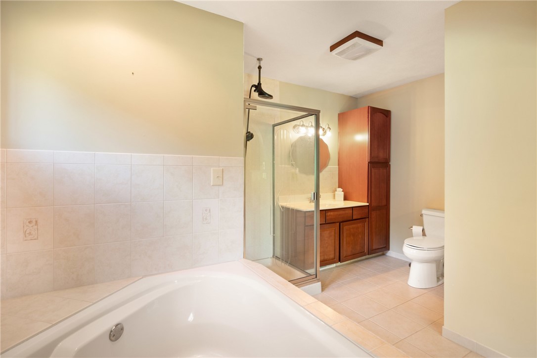 Allegheny Twp, Pennsylvania 15538, United States, 6 Bedrooms Bedrooms, ,3 BathroomsBathrooms,Residential,Active,180562