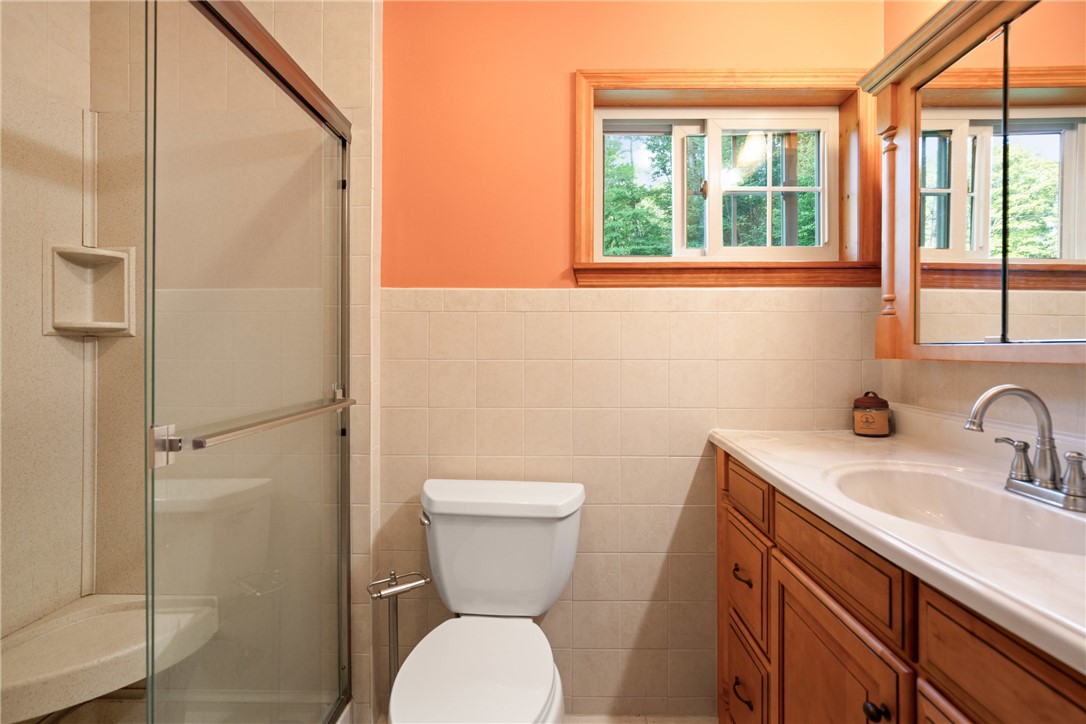 Allegheny Twp, Pennsylvania 15538, United States, 6 Bedrooms Bedrooms, ,3 BathroomsBathrooms,Residential,Active,180562