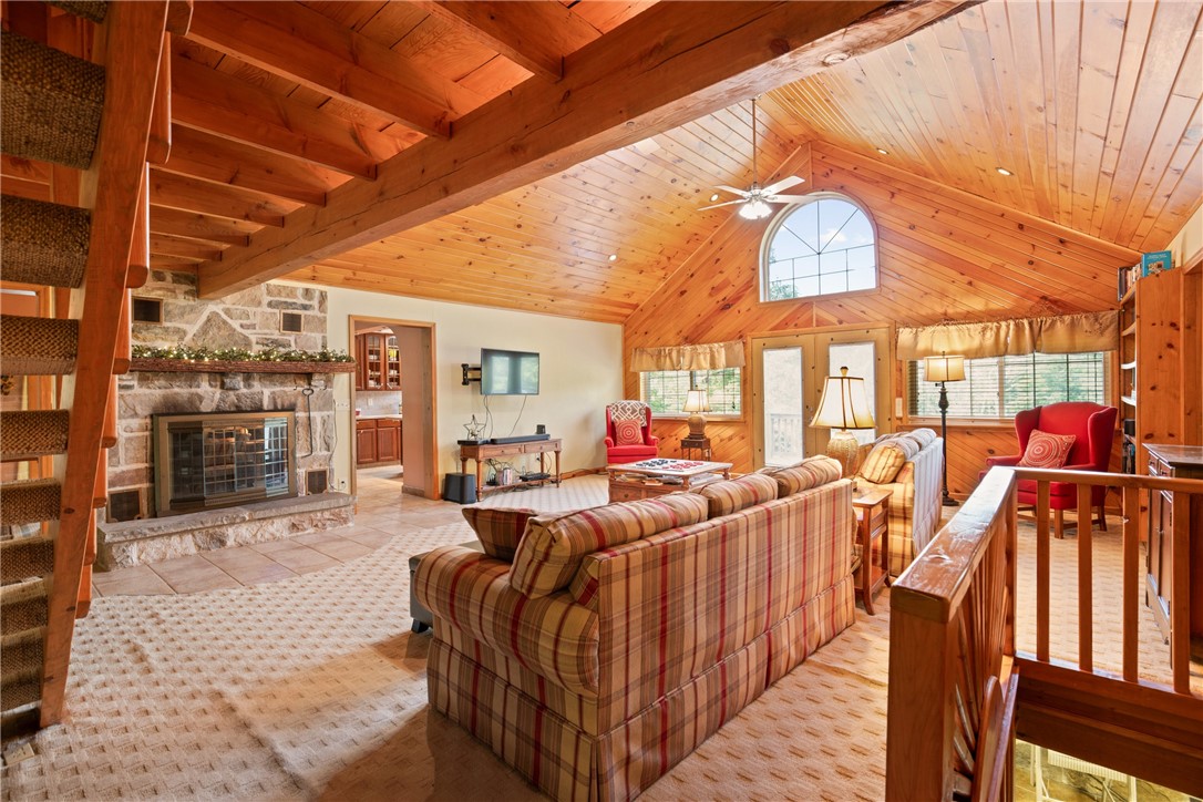 Allegheny Twp, Pennsylvania 15538, United States, 6 Bedrooms Bedrooms, ,3 BathroomsBathrooms,Residential,Active,180562