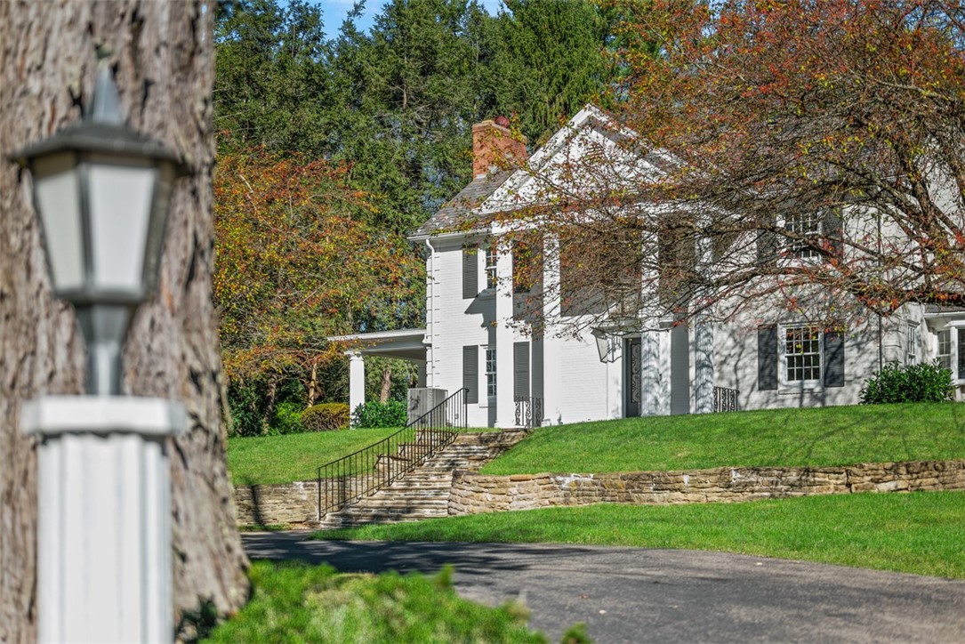 129 South Drive