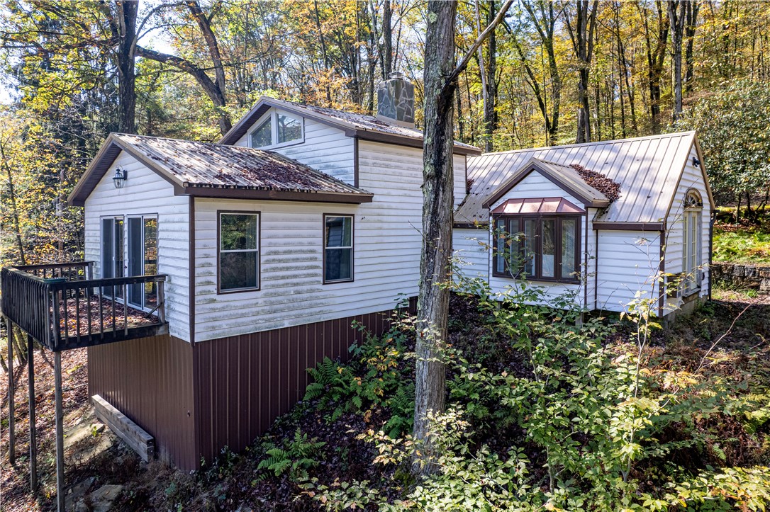 Middlecreek Twp, Pennsylvania 15622, United States, 2 Bedrooms Bedrooms, ,1 BathroomBathrooms,Residential,Active,222343