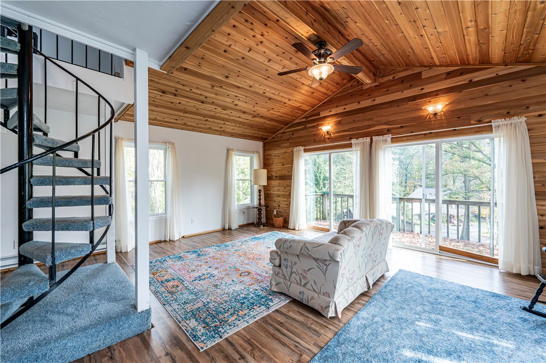 Middlecreek Twp, Pennsylvania 15622, United States, 2 Bedrooms Bedrooms, ,1 BathroomBathrooms,Residential,Active,222343