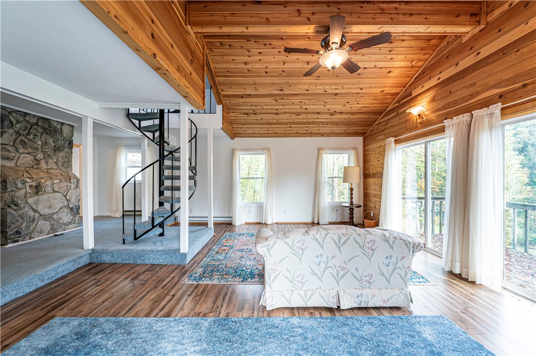 Middlecreek Twp, Pennsylvania 15622, United States, 2 Bedrooms Bedrooms, ,1 BathroomBathrooms,Residential,Active,222343