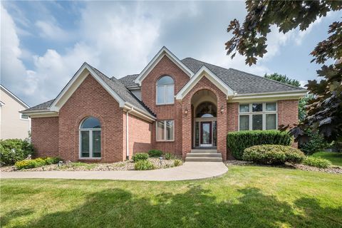 170 Pinehurst Dr Cranberry Twp PA 16066