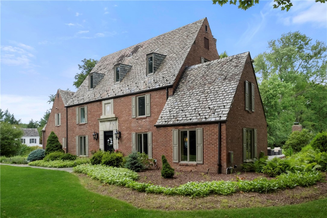 143 NORTH DRIVE