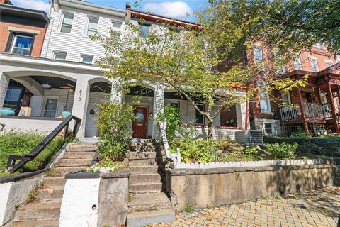 Photo of 520 Knoll St, Pittsburgh, PA 15212 (MLS # 1725203)