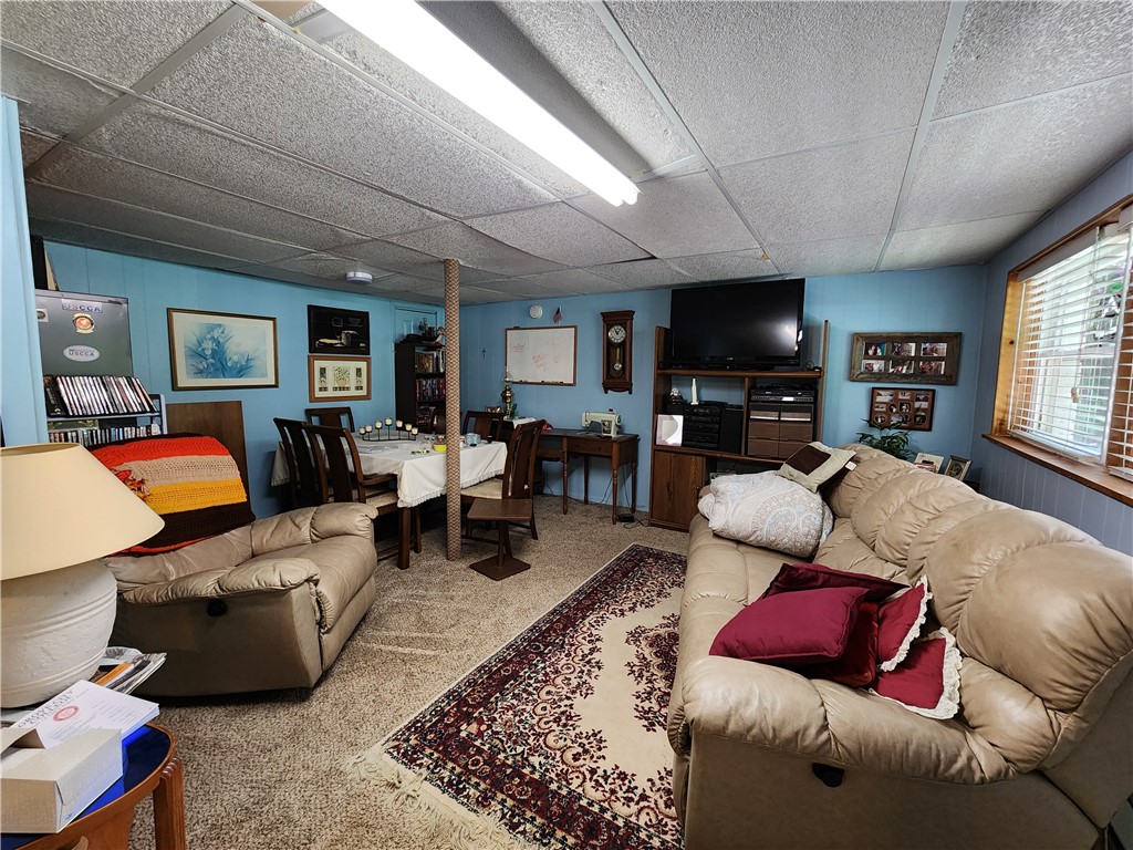 Coolspring Twp, Pennsylvania 16137, United States, 3 Bedrooms Bedrooms, ,3 BathroomsBathrooms,Residential,Active,56350