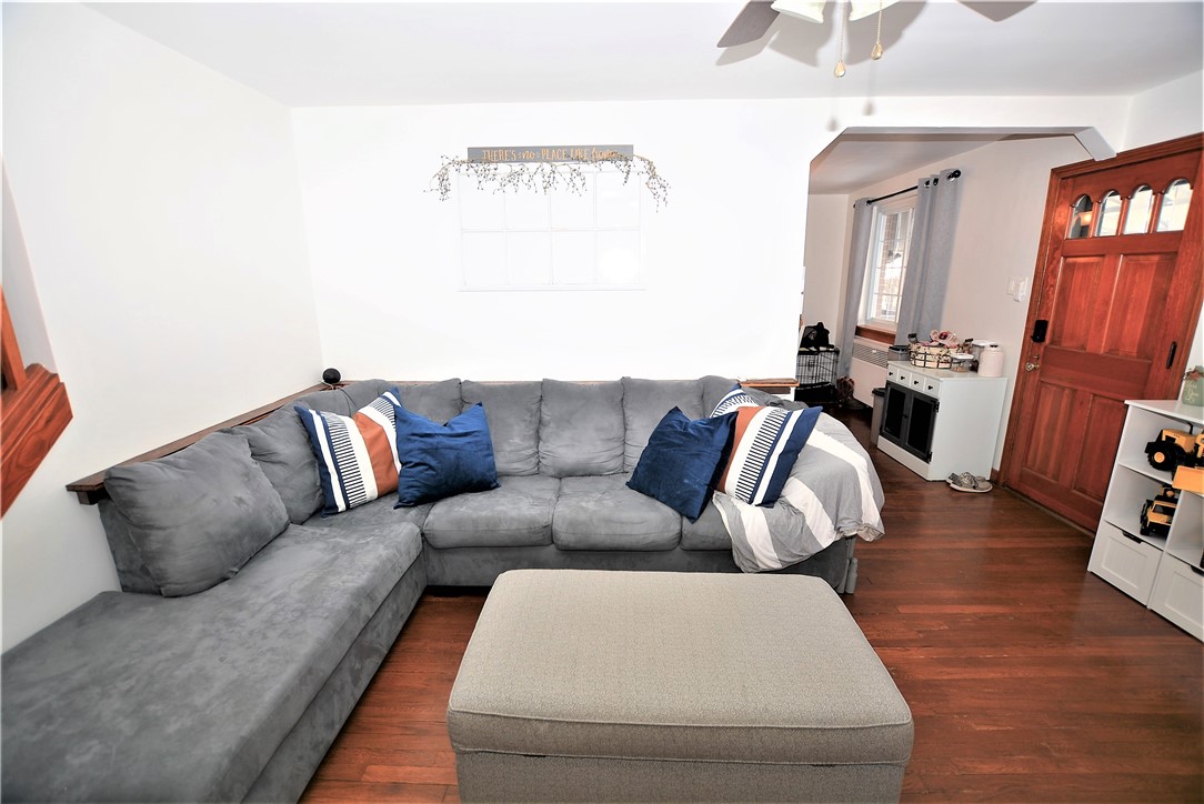 Natrona Hts/Harrison Twp., Pennsylvania 15065, United States, 3 Bedrooms Bedrooms, ,1 BathroomBathrooms,Residential,Contingent,2559