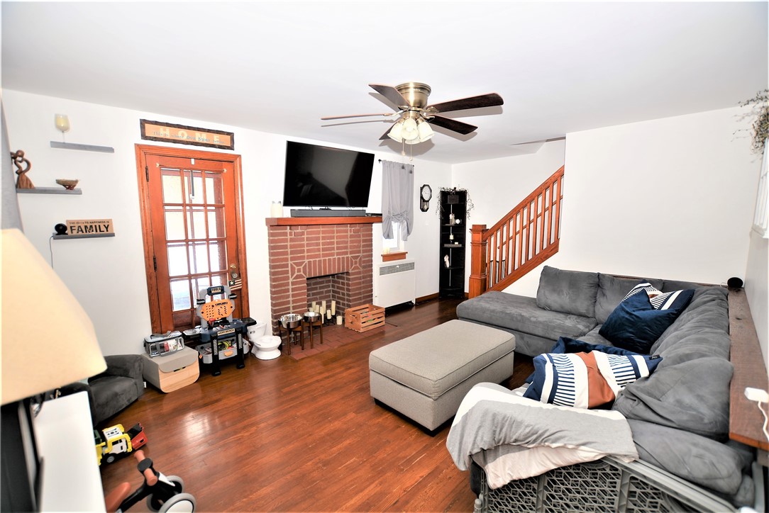 Natrona Hts/Harrison Twp., Pennsylvania 15065, United States, 3 Bedrooms Bedrooms, ,1 BathroomBathrooms,Residential,Contingent,2559