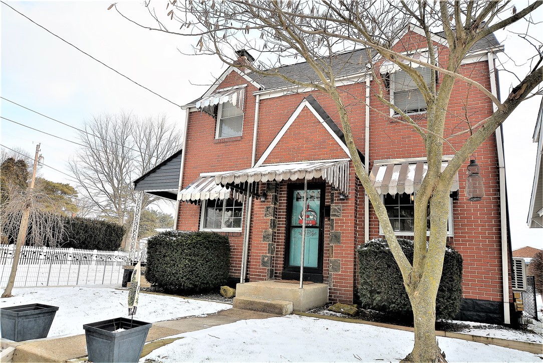 Natrona Hts/Harrison Twp., Pennsylvania 15065, United States, 3 Bedrooms Bedrooms, ,1 BathroomBathrooms,Residential,Contingent,2559